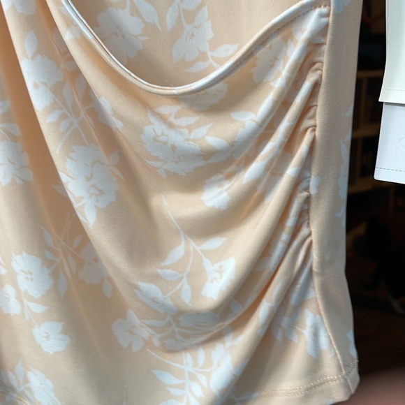 Liz Claiborne Peach Floral Blouse NWT - Picture 4 of 7